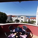 Apartmán Rouge With Private Parking, Ac, Wifi