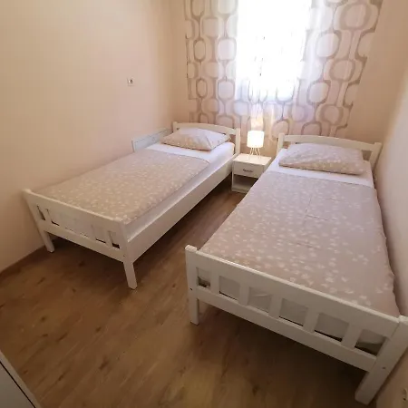 Rouge With Private Parking, Ac, Wifi Apartamento *