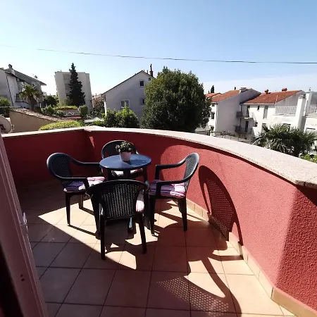 Rouge With Private Parking, Ac, Wifi Apartamento *