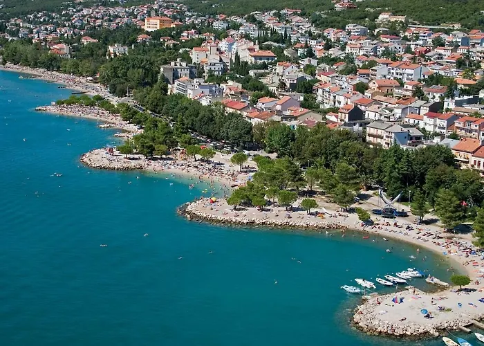 Rouge With Private Parking, Ac, Wifi Apartmán Crikvenica