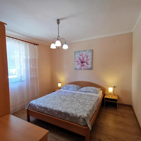 Rouge With Private Parking, Ac, Wifi * Crikvenica
