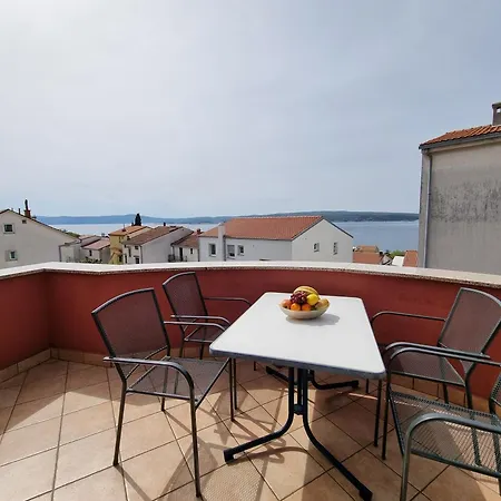 Appartamento Rouge With Private Parking, Ac, Wifi *
