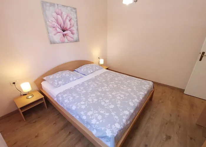 Rouge With Private Parking, Ac, Wifi Apartman *