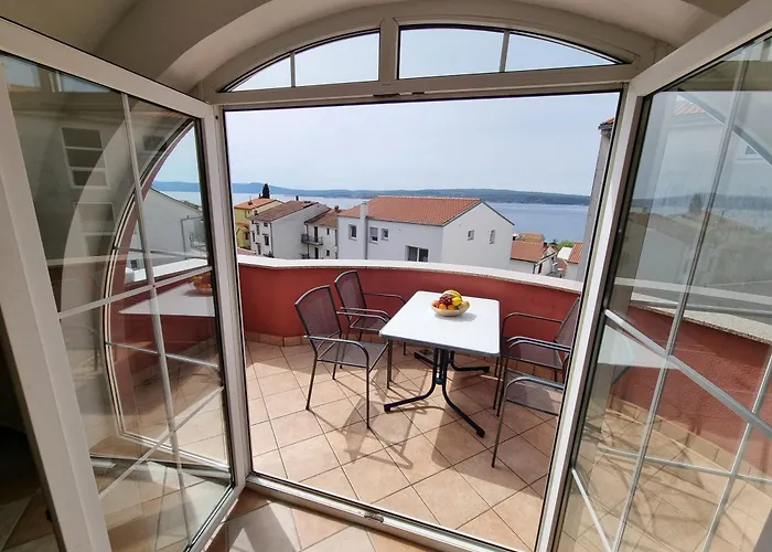 Apartman Rouge With Private Parking, Ac, Wifi *